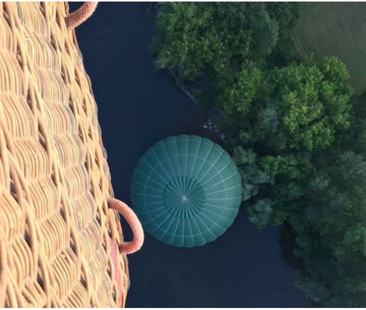 Billet de vol en montgolfière Périgord France Montgolfières Billet Tour en montgolfière