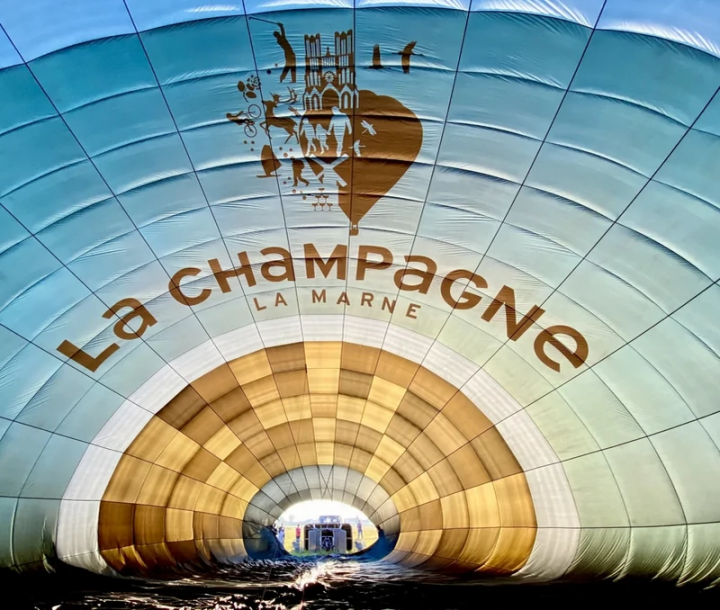 Vol en montgolfière en Champagne Reims France Montgolfières Billet Tour en montgolfière